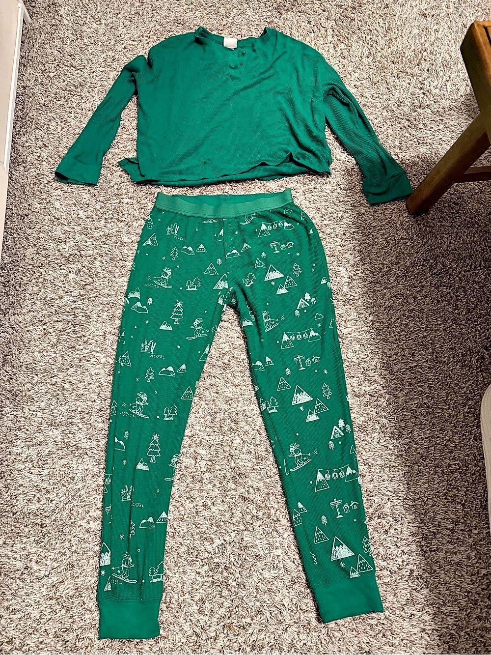 Avalanche Pine Trees Thermal Pajama Set Green & White